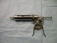 Mesarski_pistolj_umalo_koban.JPG