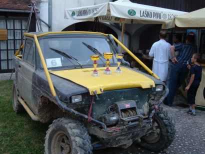 Offroad_vozilo.JPG