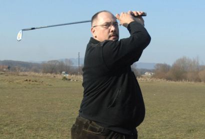 Velečasni Ivan Novak