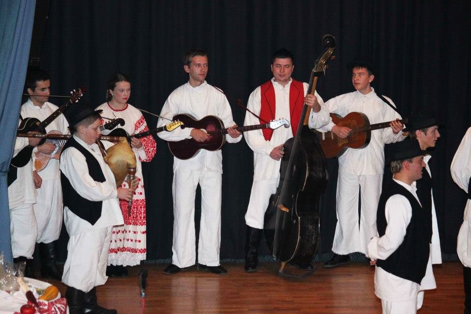 560222_453227461416319_1430123284_n