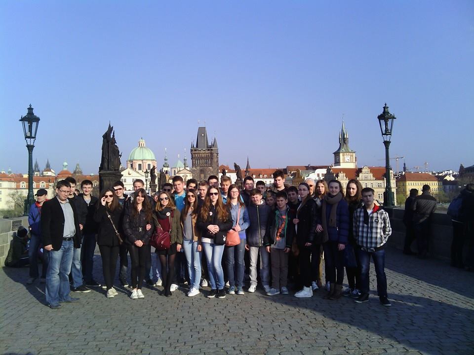 Tamburaski_orkestar_Glazbene_skole_Alberta_Strige_Igor_Kudeljnjak_Young_Prague_2014