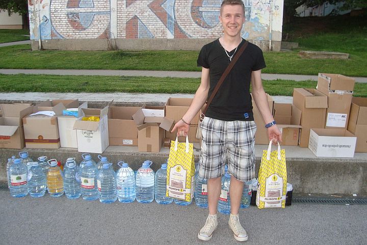 Mininogometna_liga_Dobrosusjedski_odnosi_donacije_poplave_1