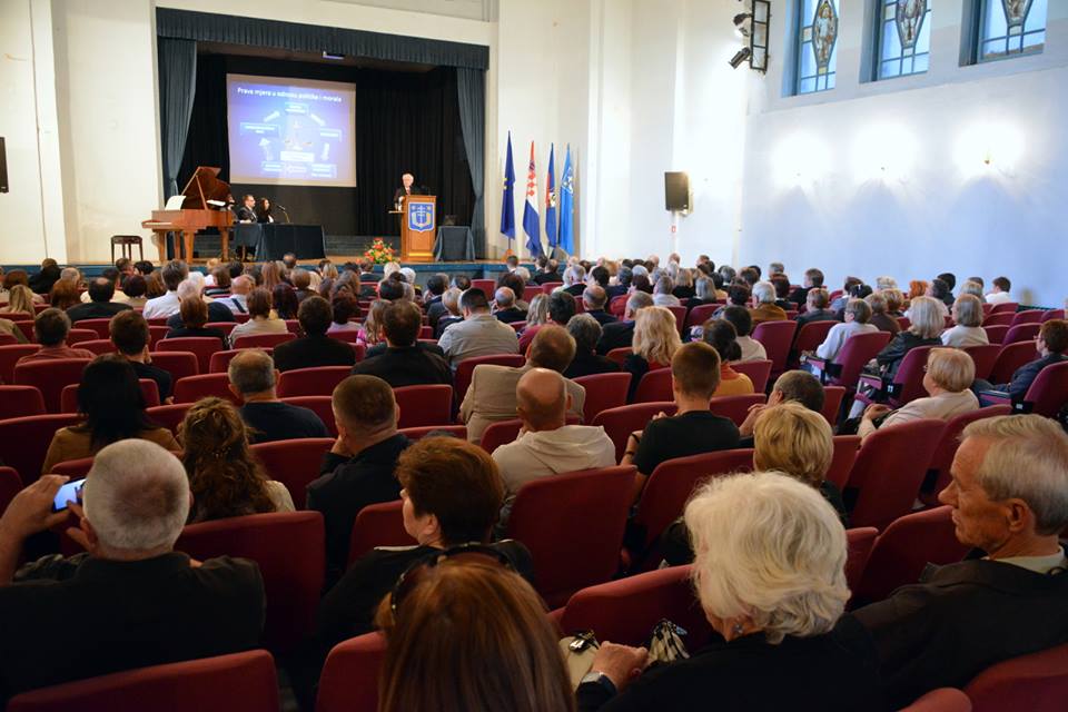 predsjednik2_Ivo_Josipovic_predavanje_udruga_Demokroacija