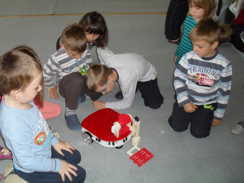 robotika_ZTK_mehatronika_vrticanci_djeca_0