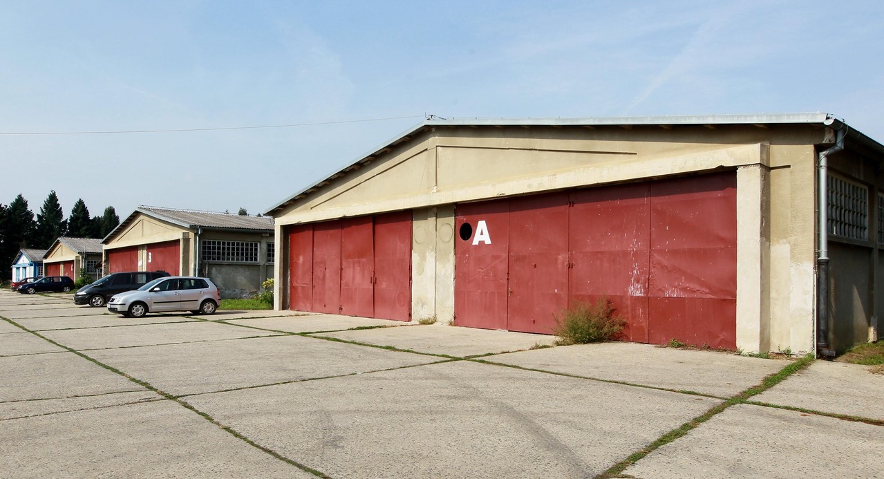 Tehnoloski_park_razvojni_centar_hangari_vojarna_2