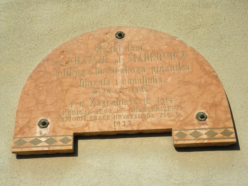 Spomen ploča na rodnoj kući Franje Markovića u Križevcima u ulici koja danas nosi njegovo ime