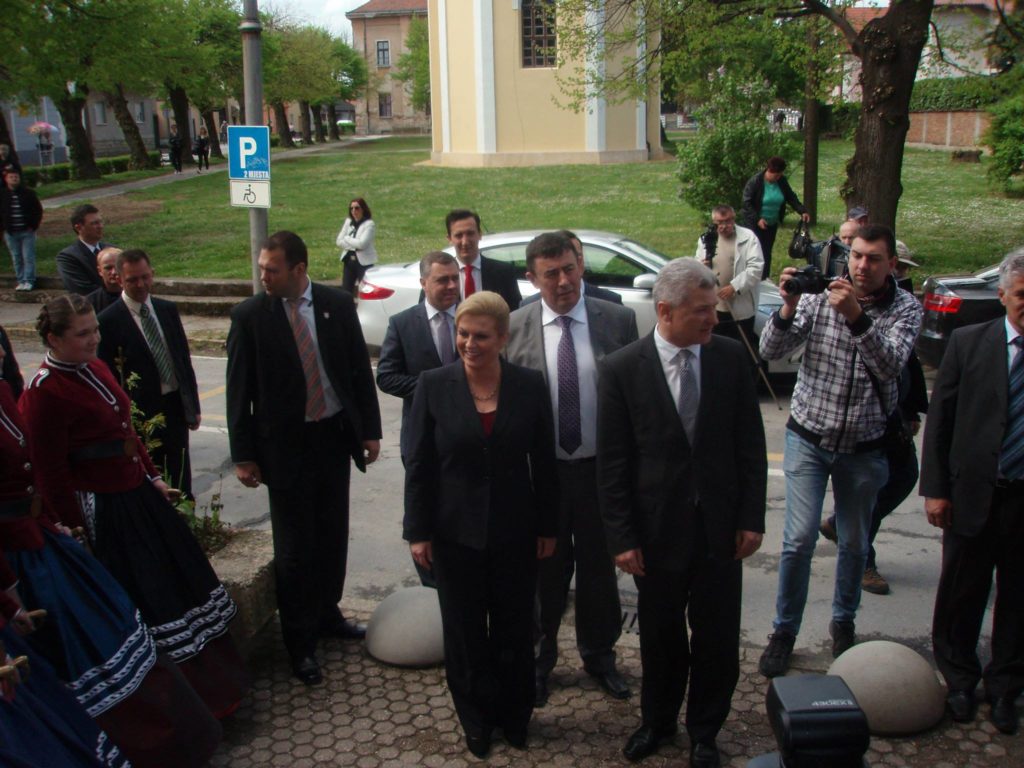 Kolinda_Grabar_Kitarovic_predsjednica_Dan_Grada_2015_a
