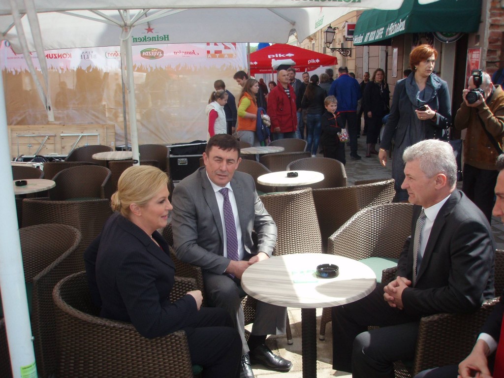 Kolinda_Grabar_Kitarovic_predsjednica_Dan_Grada_2015_c