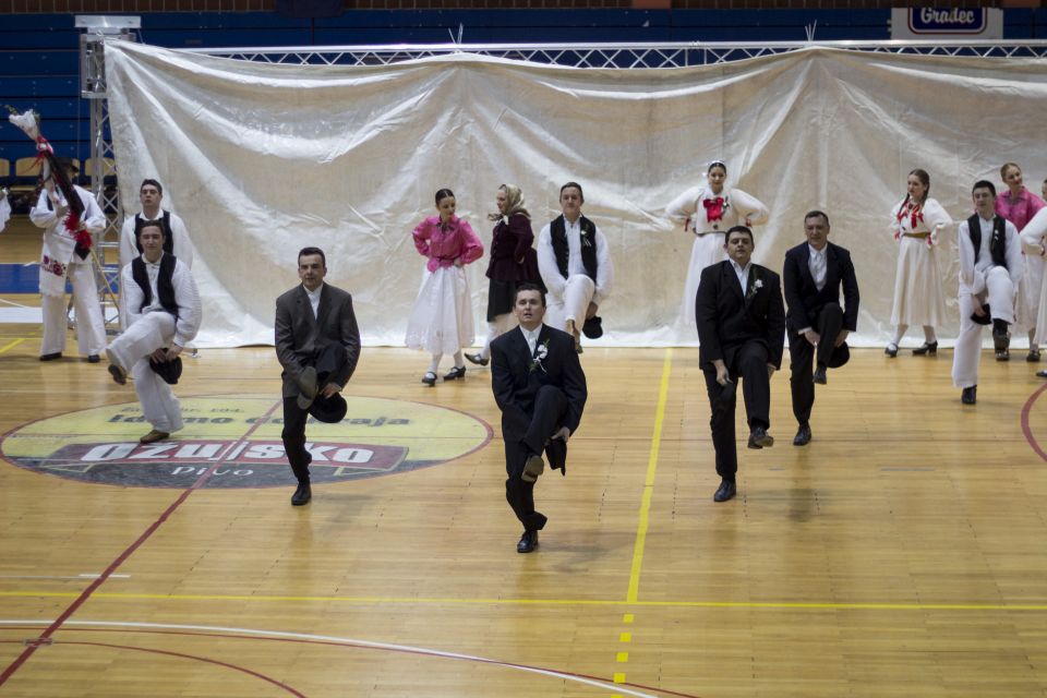 folklor_9_festival_koreografije_krizevci_2015_