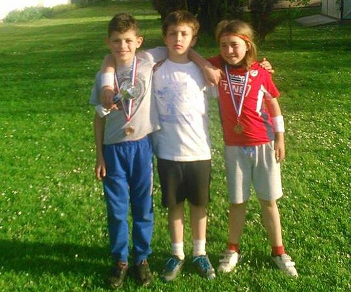 11173598_642347399232451_495062898_n_najmladji_tenisaci_teniski_klub_krizevci