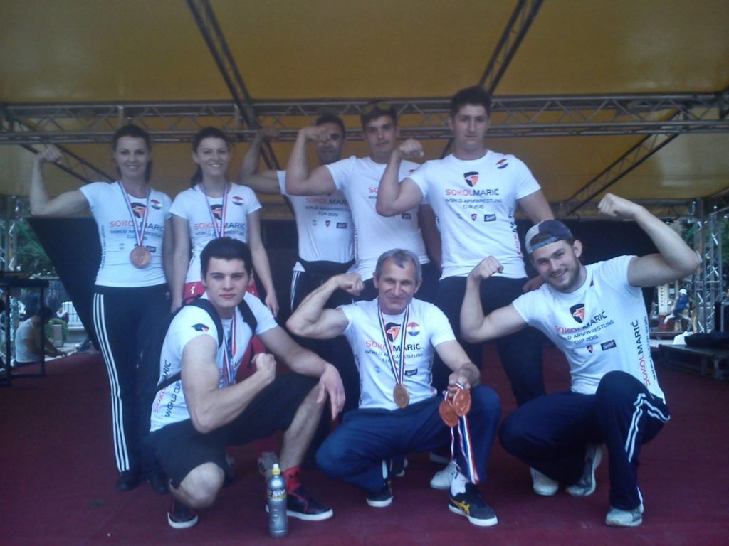 11246026_984336168243814_8345449987068408386_o_Svjetski_kup_obaranje_ruke_2015_Zagreb_Kogl