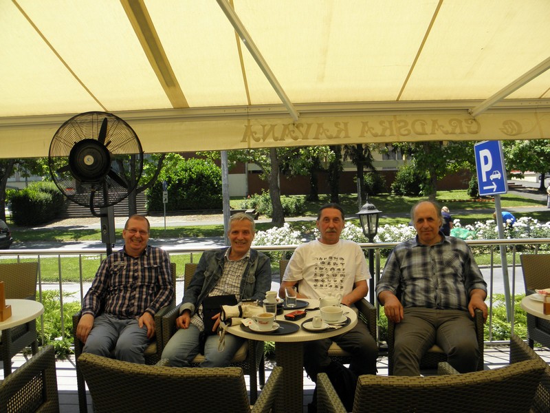Perzeidi ugošćuju voditelje Hrvatske meteorske mreže 18. lipnja 2015. S lijeva: Željko Andreić i Damir Šegon, desno Korado Korlević (foto: Perzeidi)