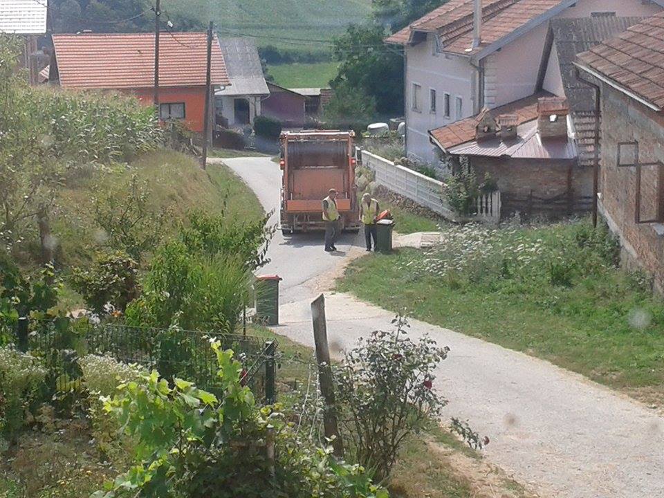 Odvoznja_otpada_Apatovec_2015-07-24_a