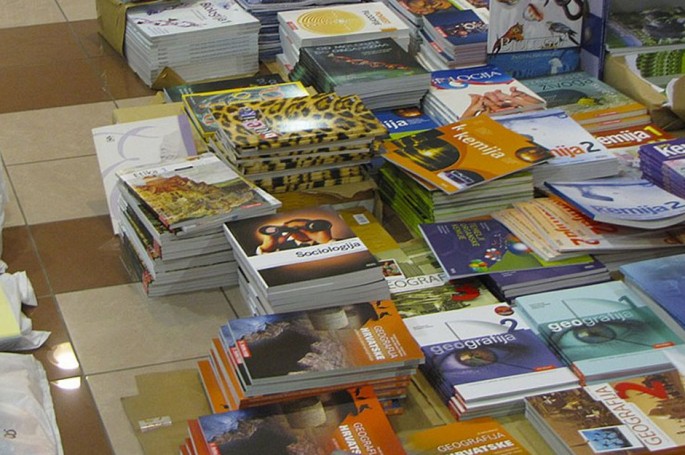 Ovih dana je prilika za razmjenu školskih knjiga (foto: Gradska knjižnica Križevci)