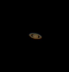 Saturn snimljen s Kalnika kroz teleskop, 2. srpnja 2015. (uz male probleme s fokusiranjem). Perzeidi na promatranju neba 11. kolovoza obećavaju oštriju sliku (foto Martin Vujić)