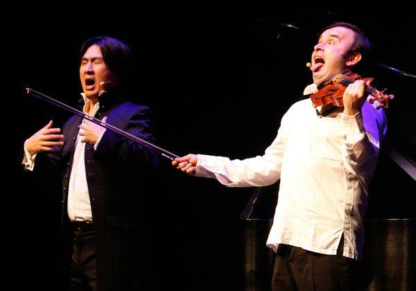 10391955_978148758897638_5832372736413273399_n_Igudesman_Joo_Lisinski_2015