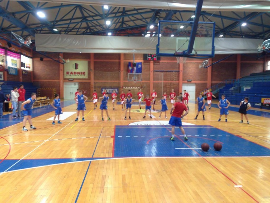 12405155_10153723905376590_763393589_o_humanitarna_kosarka_Radnik_Cedevita_2015