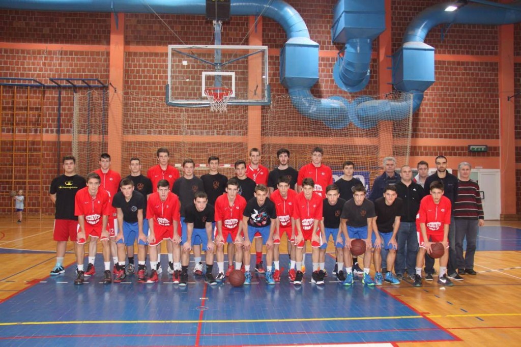 12413975_10153723901076590_1266279372_o_humanitarna_kosarka_Radnik_Cedevita_2015