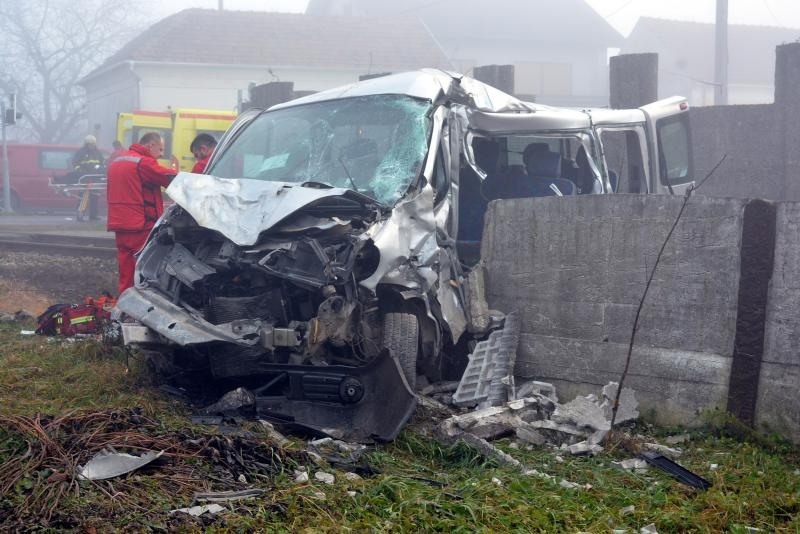 192cbae80b8ef1e77aba68721875e5fd_nalet_vlaka_kombi_Bjelovar_Damir Spehar_PIXSELL