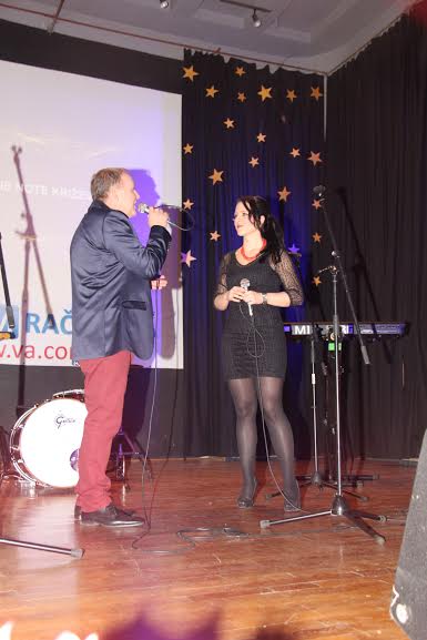 Mladen-Kos-i-Nikolina-Hižar_Zlatne_note_2015_Krizevci