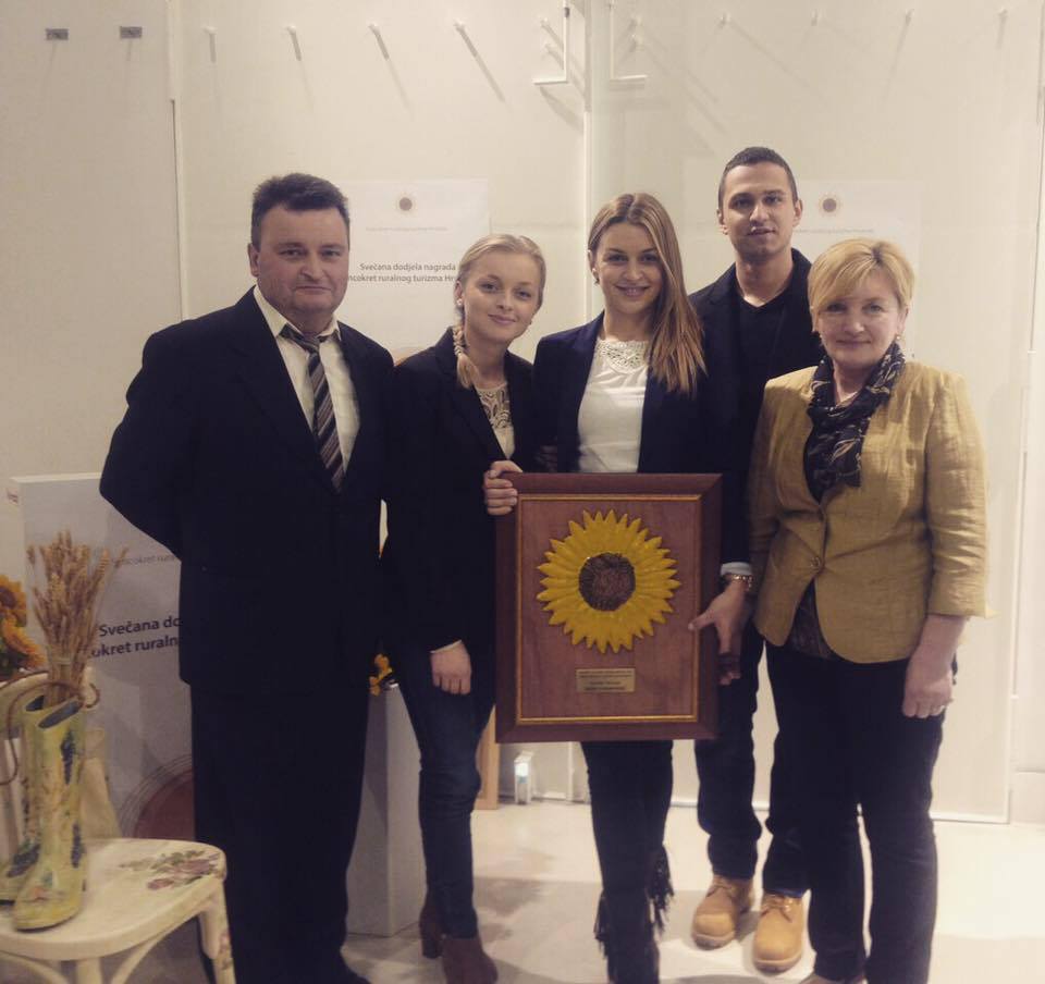 10154931_10206425481568793_2921811479836834155_n_Seoski_turizam_Rakic_Jasmina_Bosko