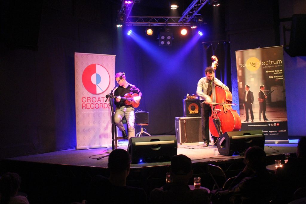 IMG_1153_Gudalo_Trzalica_Bow_Plectrum_Filip_Novosel_Tihomir_Hojsak