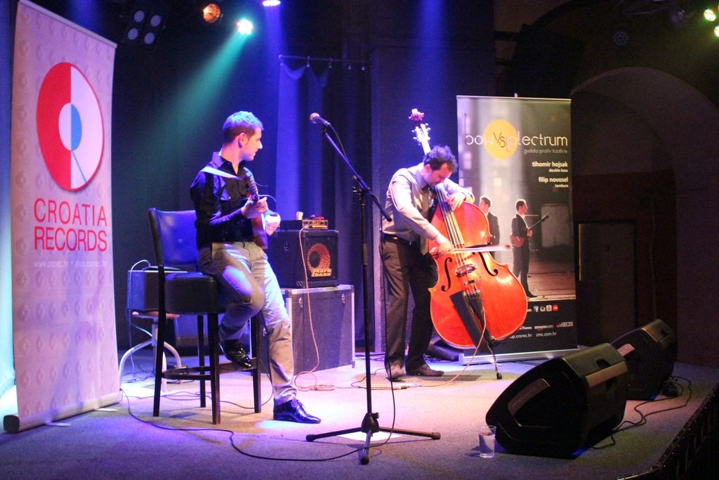 IMG_1157_Gudalo_Trzalica_Bow_Plectrum_Filip_Novosel_Tihomir_Hojsak