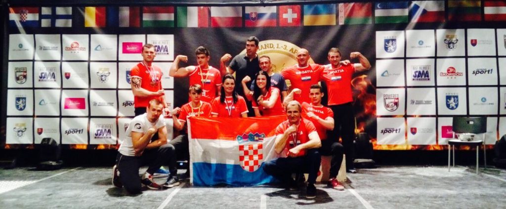 12890850_1027298140672413_1959954803576796581_o_Armwrestling_cup_Senec_Tigar_Kogl