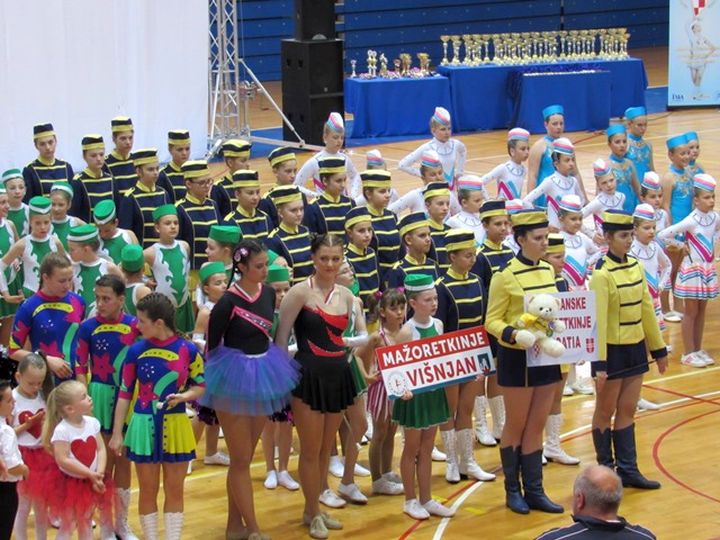 15_krizevacke_mazoretkinje_drzavni_turnir_2016