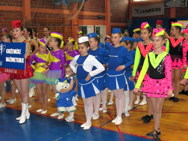 9_krizevacke_mazoretkinje_drzavni_turnir_2016