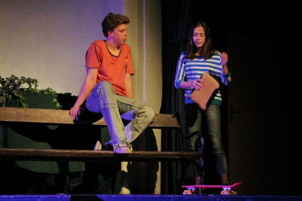 IMG_2257_a_kazalisna_predstava_premijera_Sasvim_sam_popubertetio_Dramski_studio