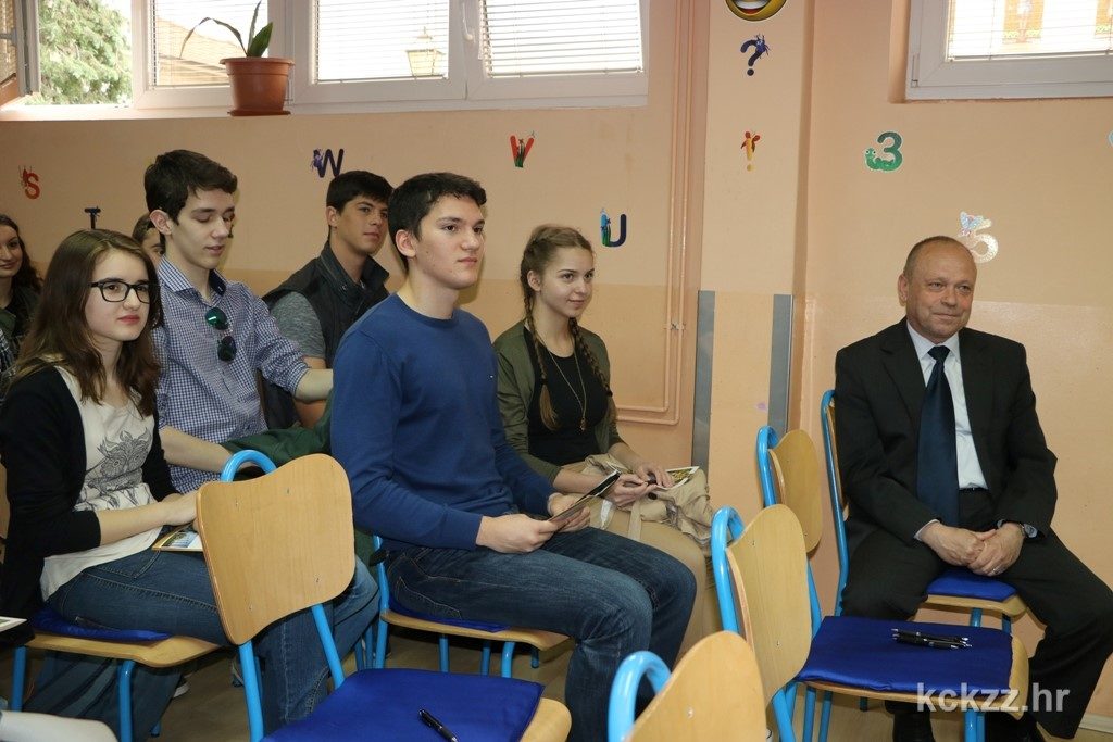 IMG_6784m_centar_stranih_jezika_nika_akreditacija_americka_srednje_skole_Missouri