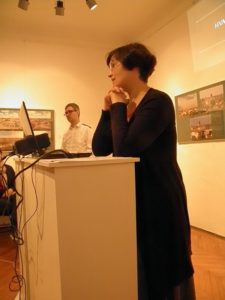 Predavači o kalničkim utvrdama u Likovnoj galeriji povodom Dana muzeja 18. svibnja 2016. čija predavanja najavljujemo u budućim Krugovima (foto R.Matić)