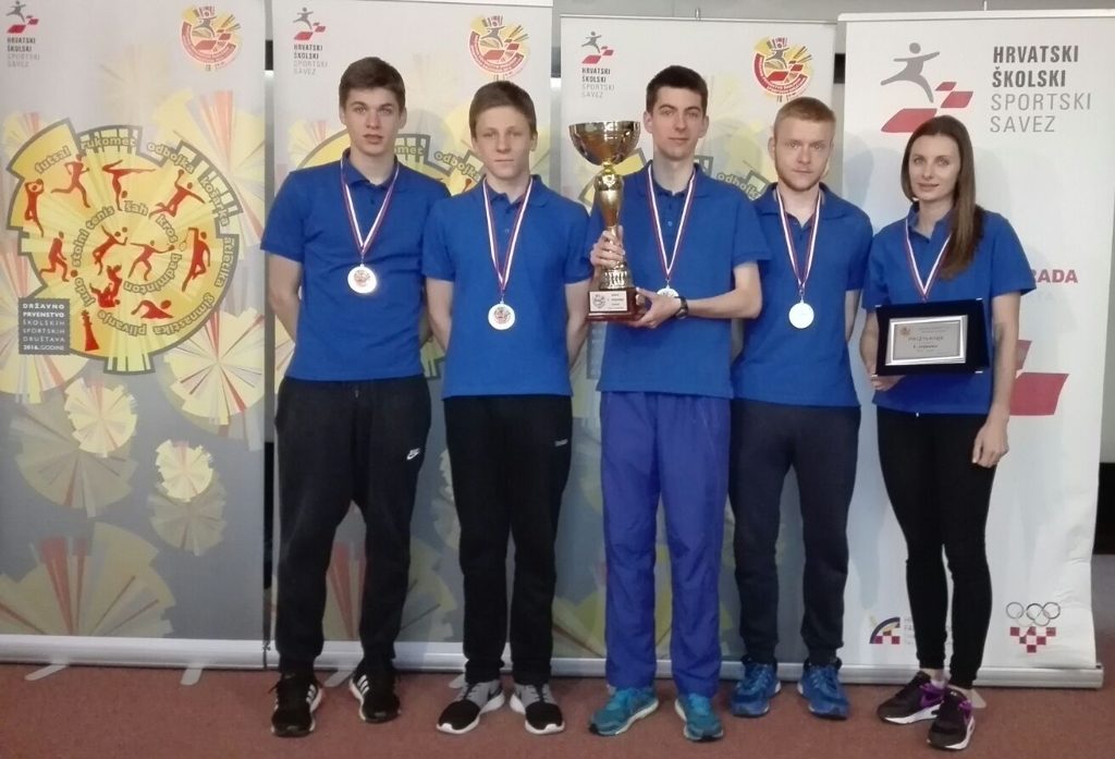 kros-drzavni-prvaci-M-2016m_gimnazijalci_zakmardija_dijankoveckog