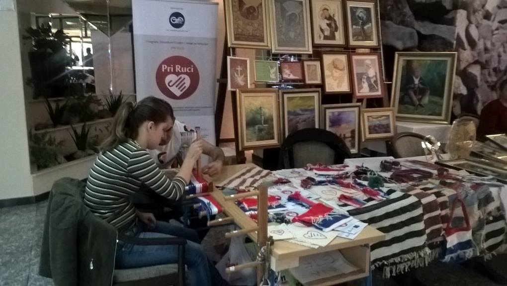 12888723_961966647185862_6531329685121114510_o_Centar_Pri_ruci_stara_skola_djurdjic_inkluzija