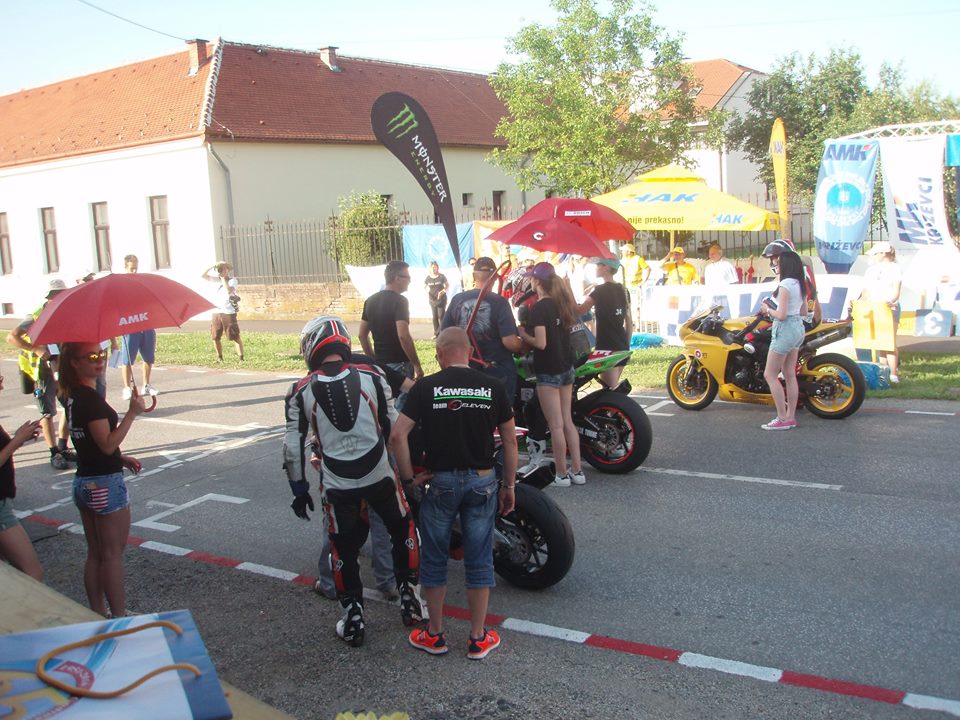 13439182_812300035536804_6345352821056337614_n_velika_nagrada_krizevaca_2016_motociklizam_foto_maurizio_novosel_RKZ