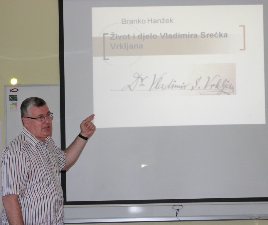 Dr. sc. Branko Hanžek govori o dr. Vladimiru Srećku Vrkljanu 30. lipnja 2016. u Sv. Petru Orehovcu (foto: Martin Vujić)