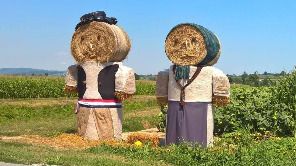 13942594_10154278059672221_1244558276_n_Dudek_Regica_Kalnik_bale_slama_Guscerovec