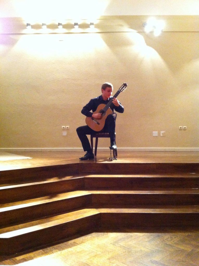 14087728_10208590154404113_1765720831_o_Luka_Lovrekovic_klasicna_gitara_koncert_2016