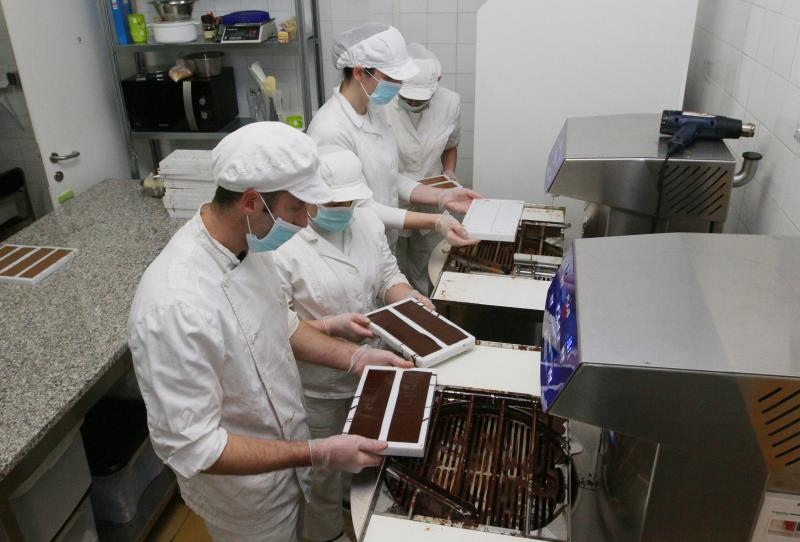 11.12.2014., Krizevci - Tvornica cokolade Hedona u kojoj rade osobe s invaliditetom.  Photo: Marijan Susenj/PIXSELL