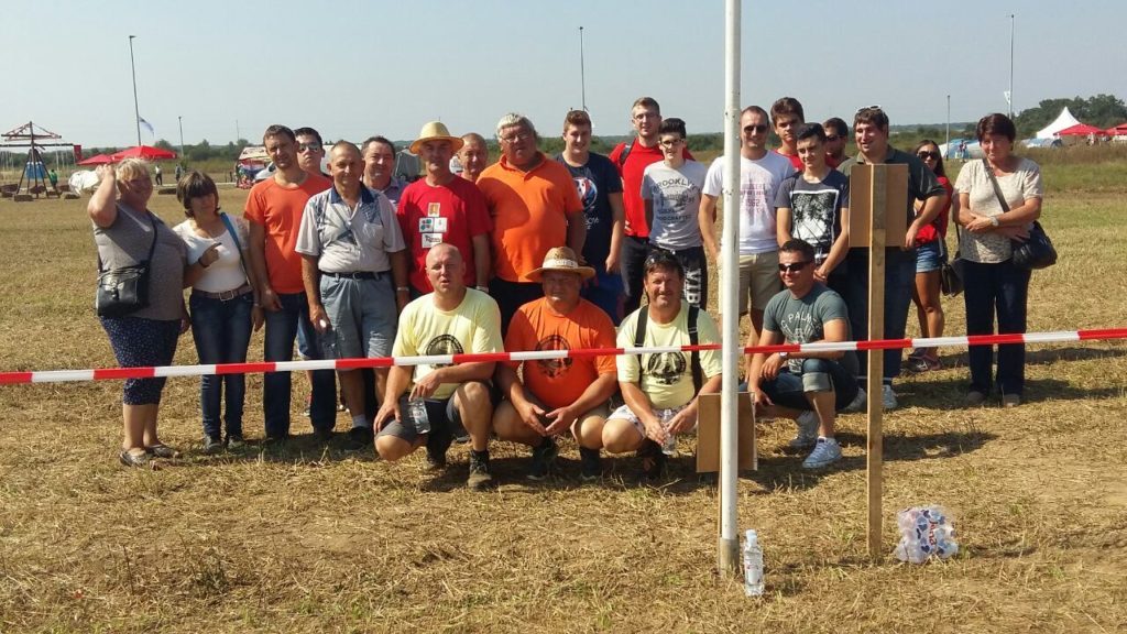 image-0-02-01-02dd7dbfefdab90492ced536fb49683a8968b0492ae3ee56f7a63964b49c6bcf-V_drzavno_natjecanje_oranje_Sasa_Visak_Zoran_Radicek