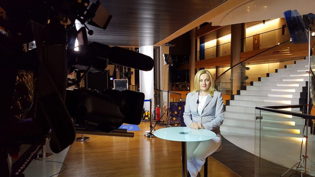 14352594_1751641348425166_4249756146301951389_o_marijana_petir_suspenzija_hss