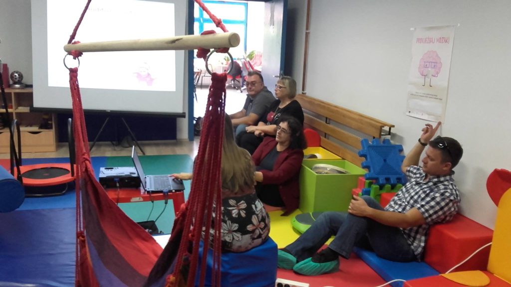 14444707_1117416901671167_7604999981640813252_o_coor_kabinet_senzorna_integracija