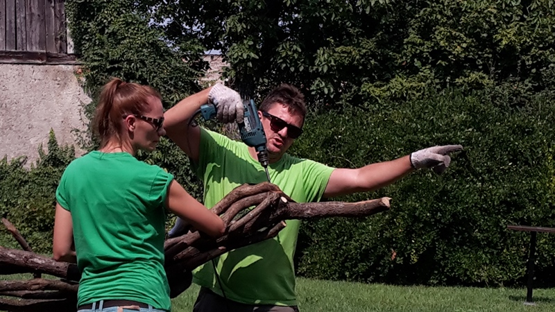 20160910_124933_festival_granje_2016_freshwood_sculptures