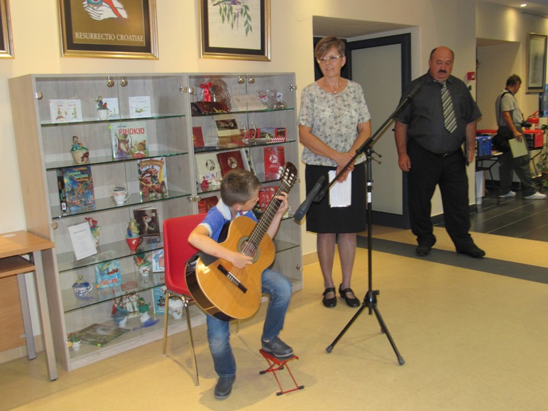 izlozba3_branitelji_spomen_soba_gradska_knjiznica_by_kzhr