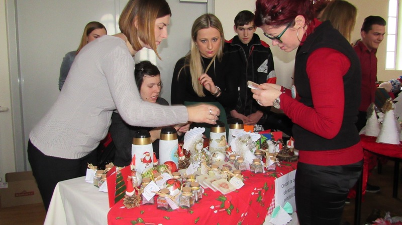 4_mali_bozicni_sajam_by_kzhr