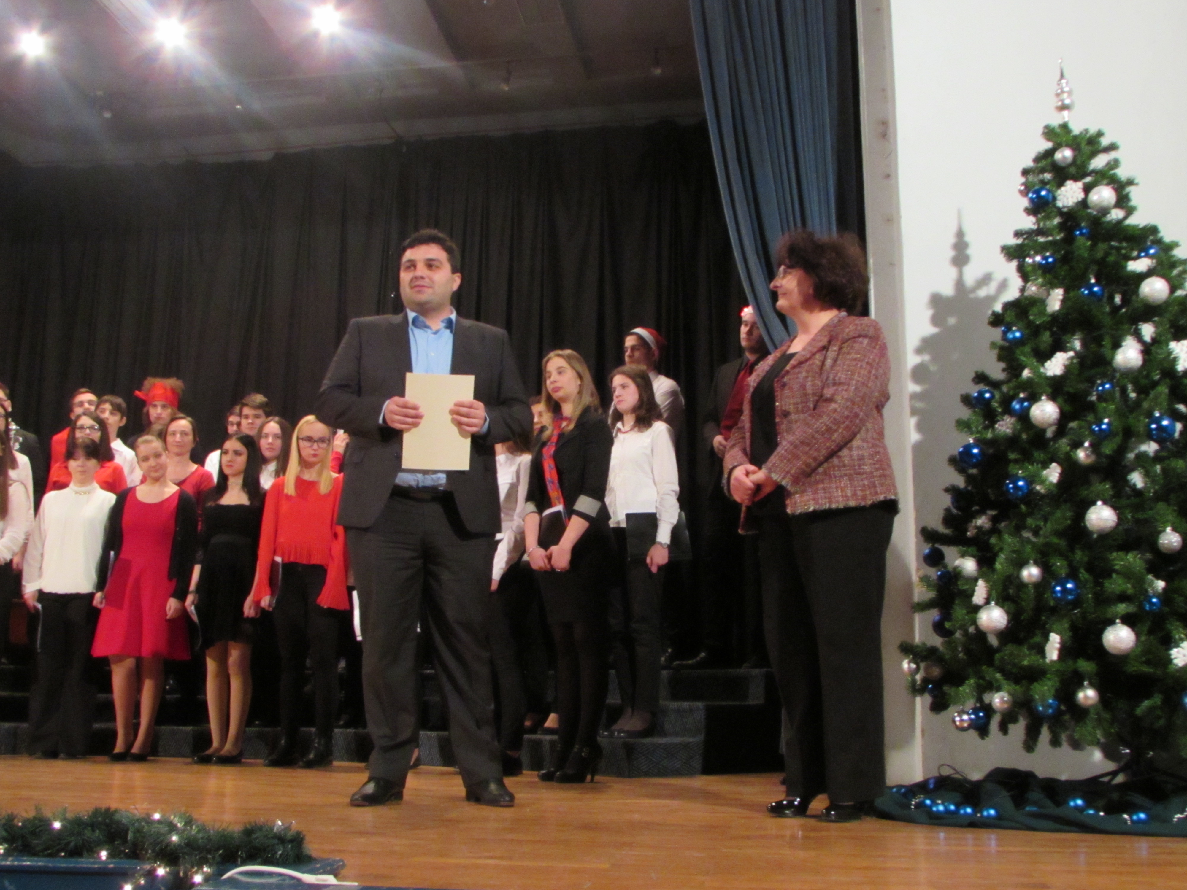 img_6669__udruga_point_zimska_akcija_donacija_oprema_2016_osnovne_skole_alberta_strige_mario_rajn