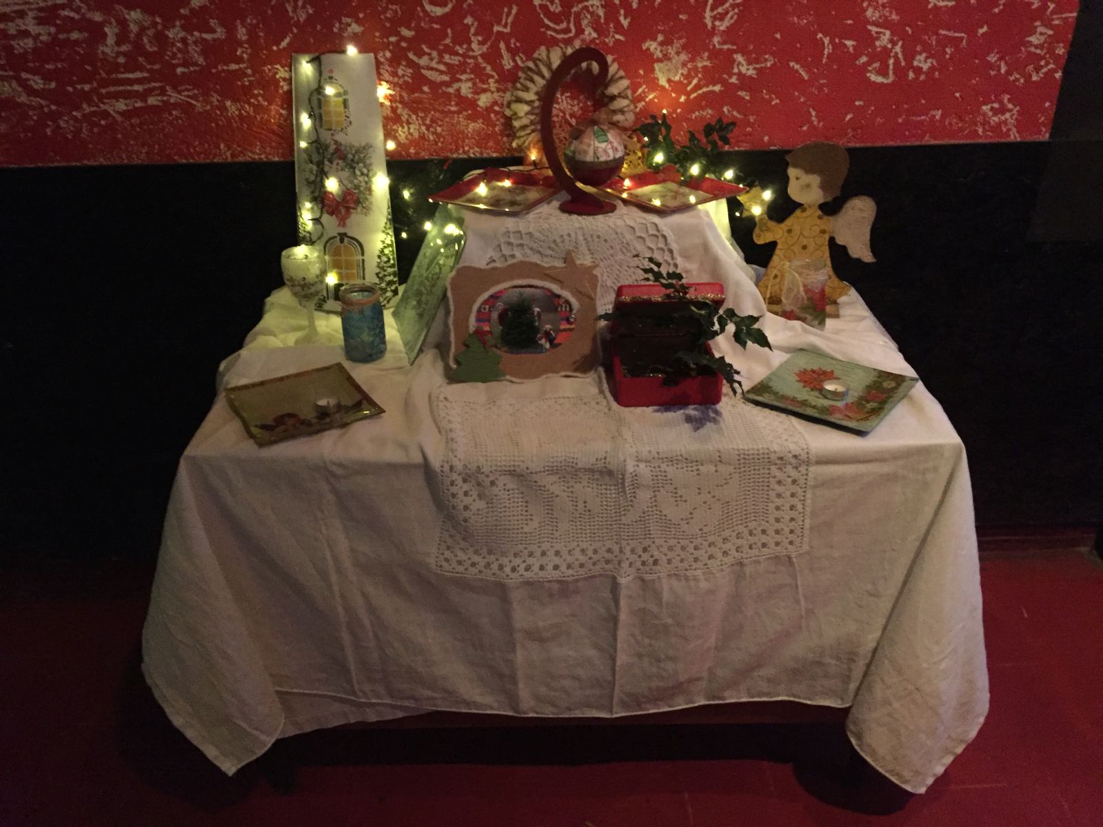 img_9016_bajkovit_bozic_izlozba_klub_kulture_2016