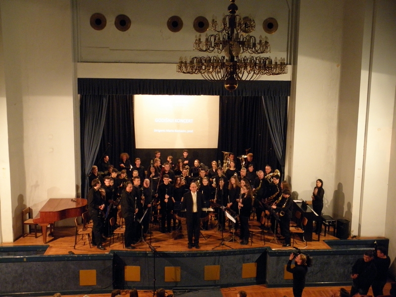 Puhački orkestar Križevci na koncertu 17. prosinca 2016. (foto R. Matić)