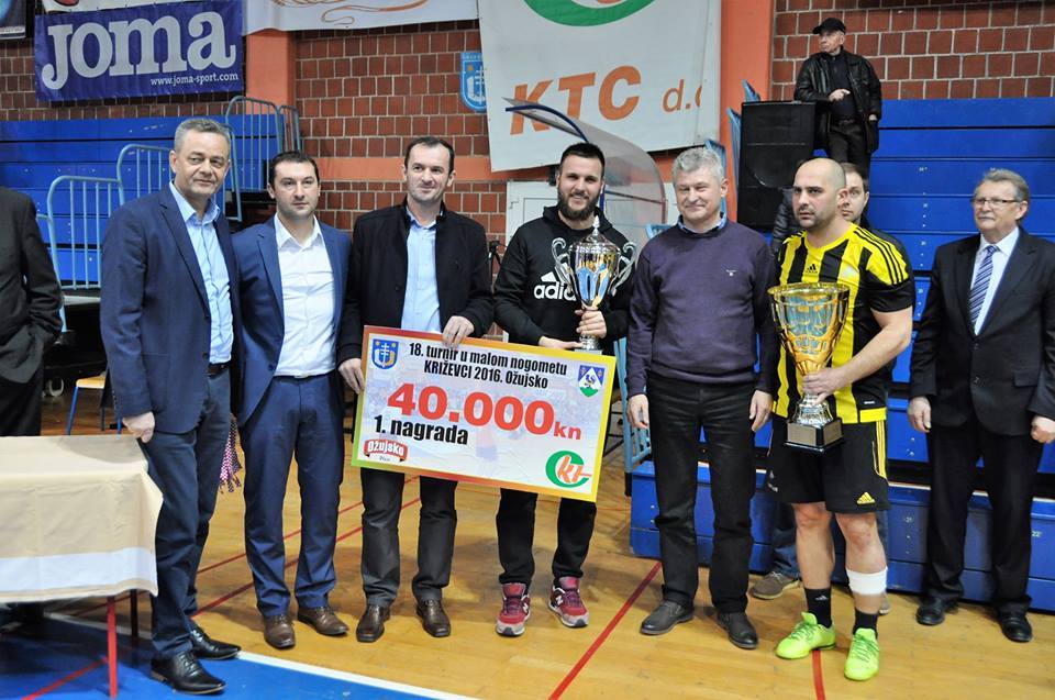 15872021_950696465030493_6101069830318715444_n_n_mali_nogomet_dvoranski_turnir_krizevci_ozujsko_2016_rkz